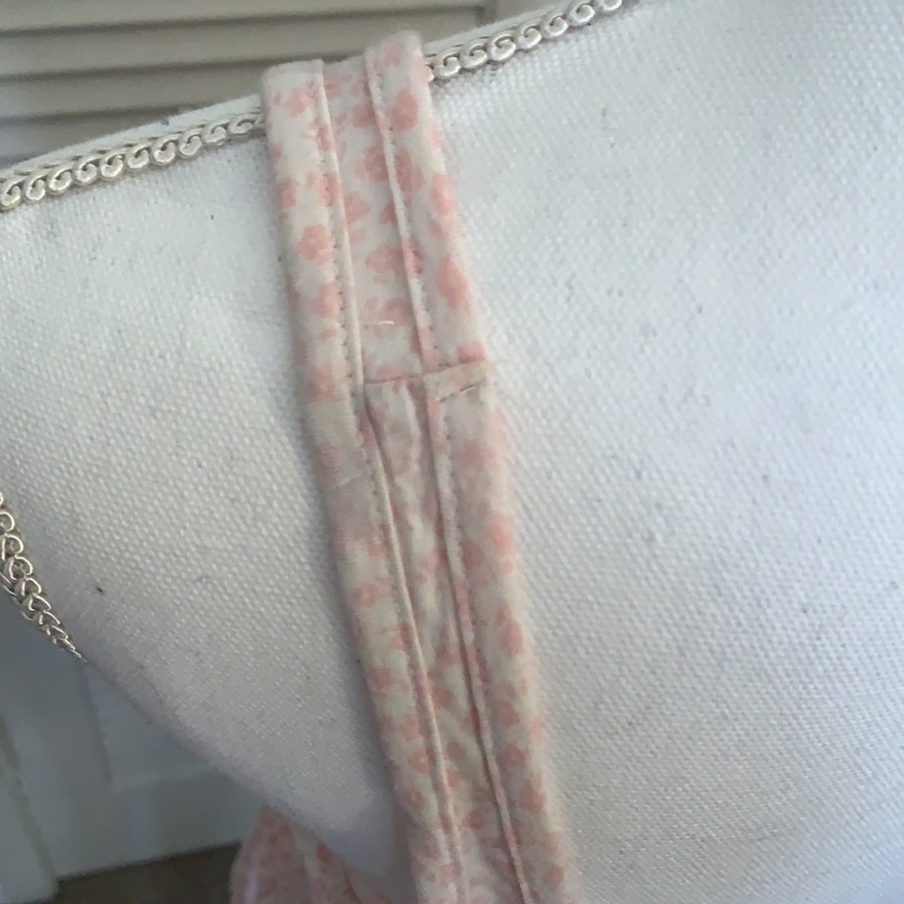 Volcom tank - Picture 3 of 3